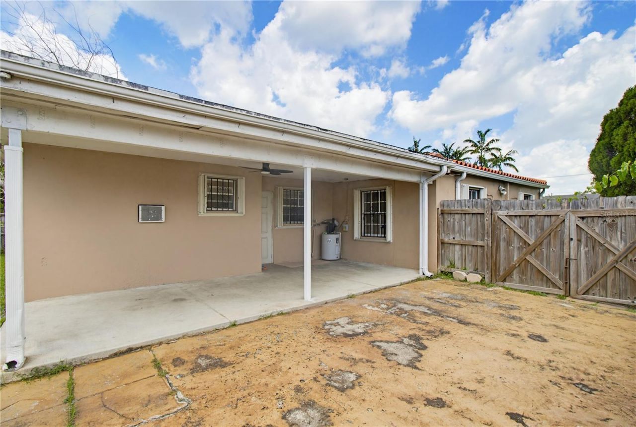 6342 SW 39th Terrace, Miami, FL 33155 Photo