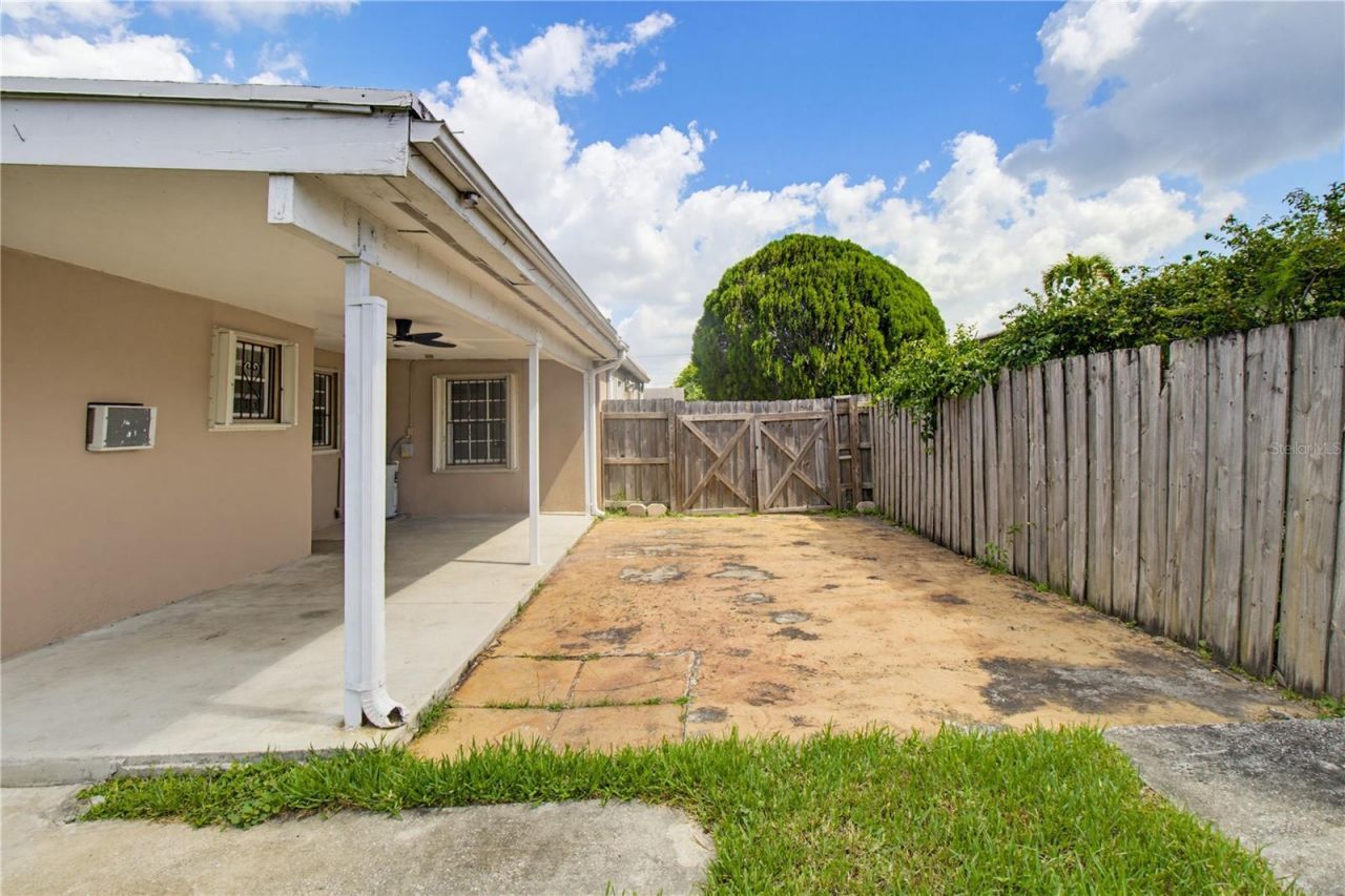 6342 SW 39th Terrace, Miami, FL 33155 Photo