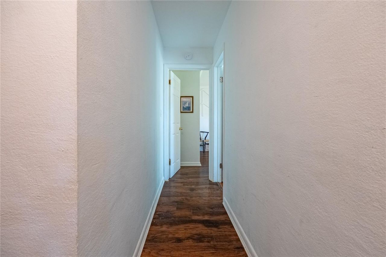 401 Bullard Parkway , Temple Terrace, FL 33617 Photo