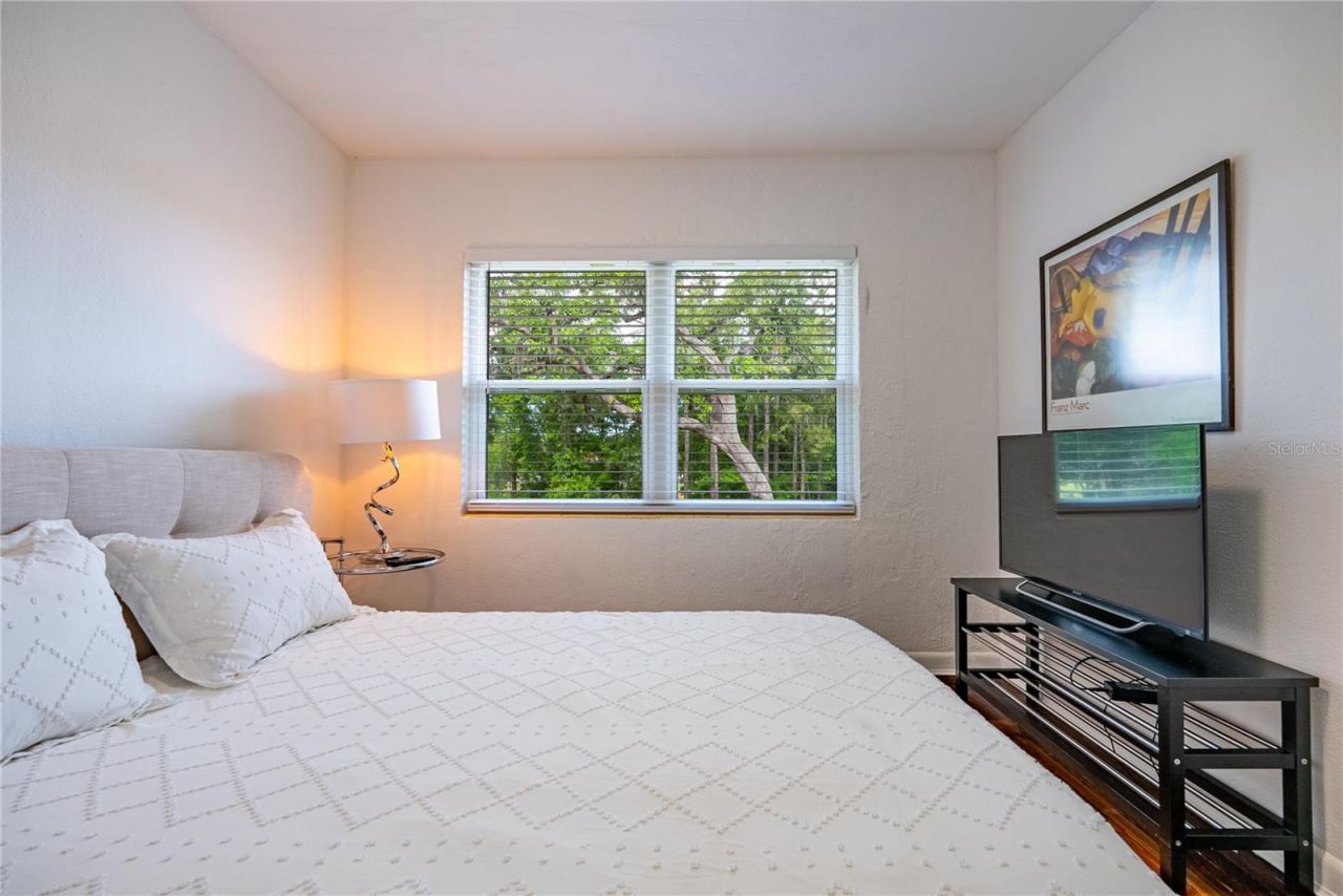 401 Bullard Parkway , Temple Terrace, FL 33617 Photo