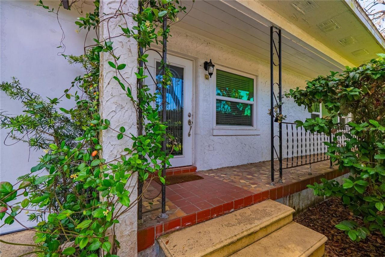 401 Bullard Parkway , Temple Terrace, FL 33617 Photo