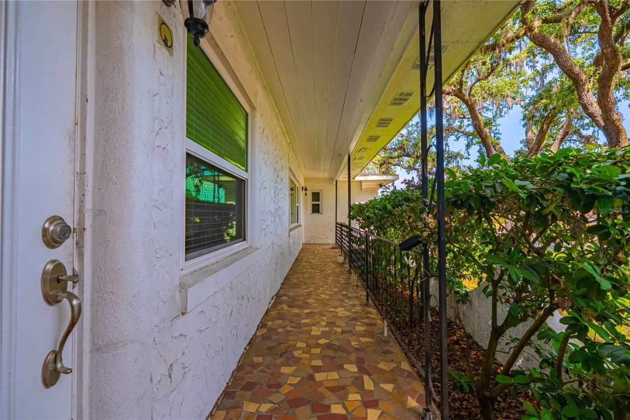 401 Bullard Parkway , Temple Terrace, FL 33617 Photo