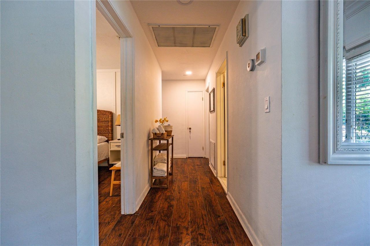 401 Bullard Parkway , Temple Terrace, FL 33617 Photo