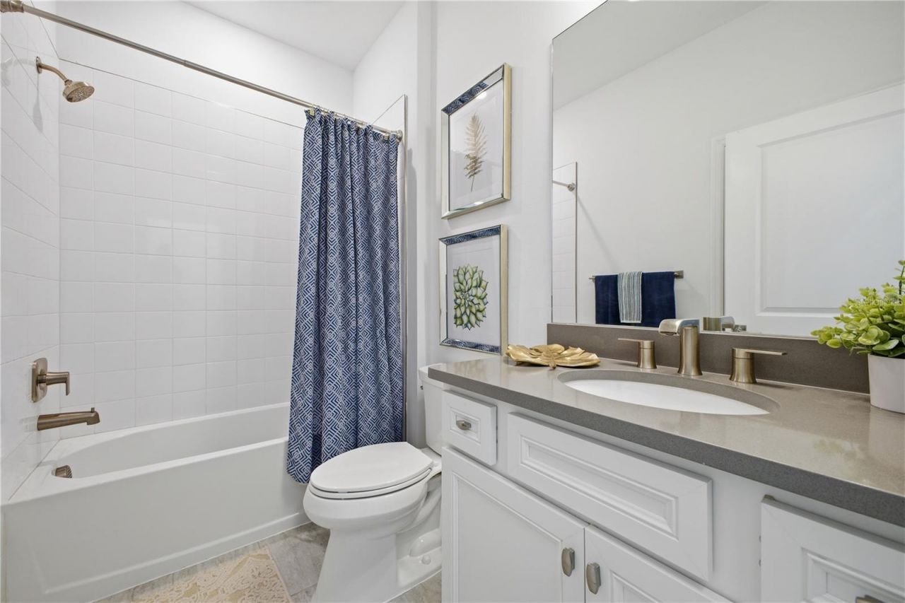 16306 Pine Mist Drive, Bradenton, FL 34211 Photo
