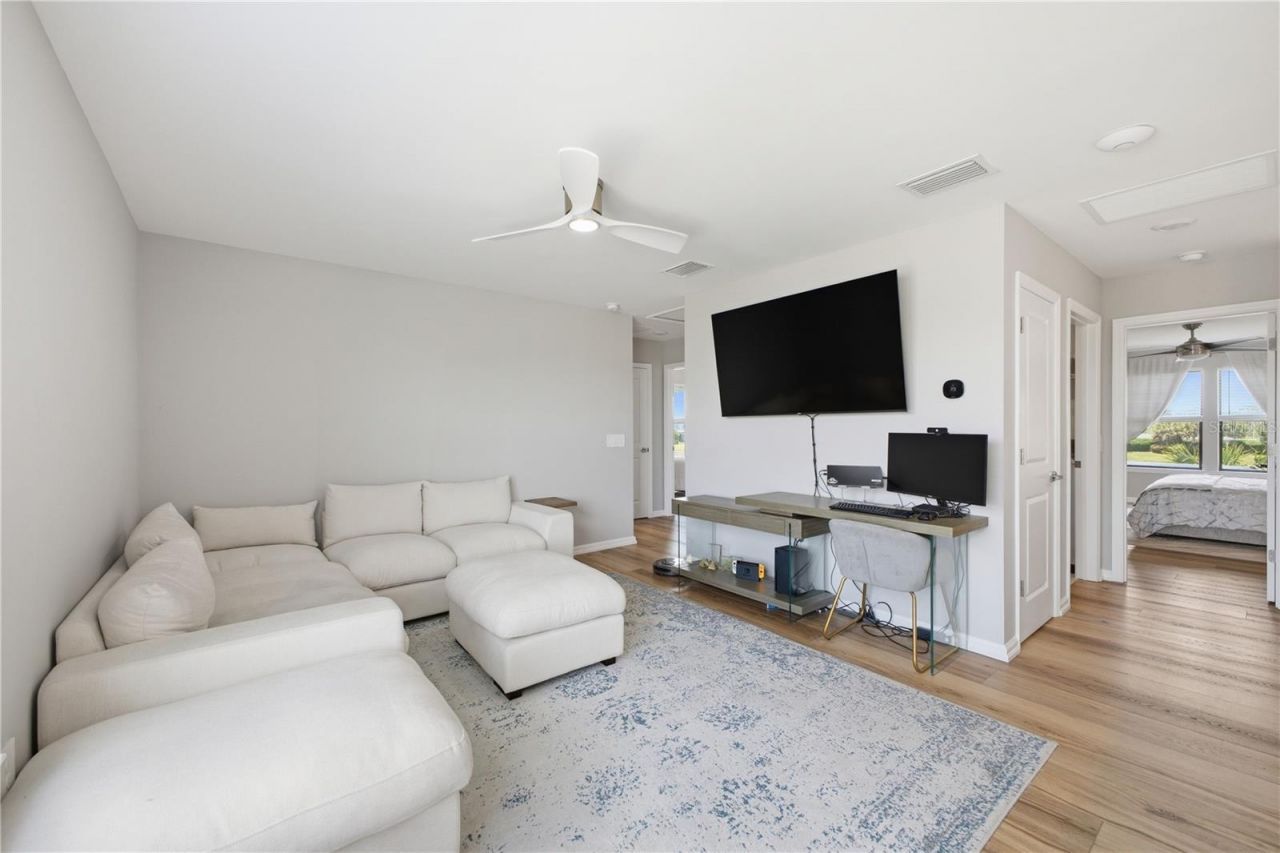 16306 Pine Mist Drive, Bradenton, FL 34211 Photo