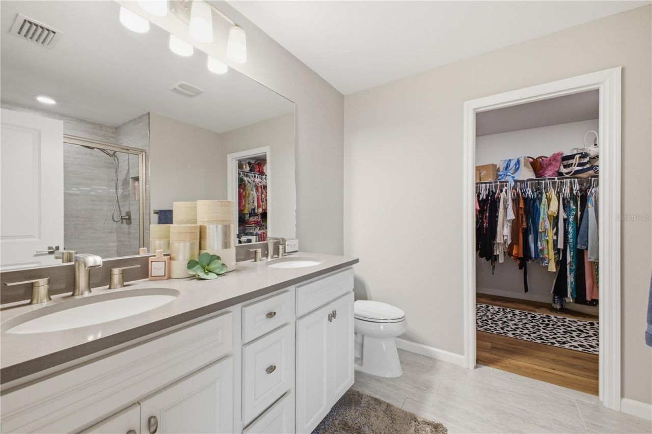 16306 Pine Mist Drive, Bradenton, FL 34211 Photo