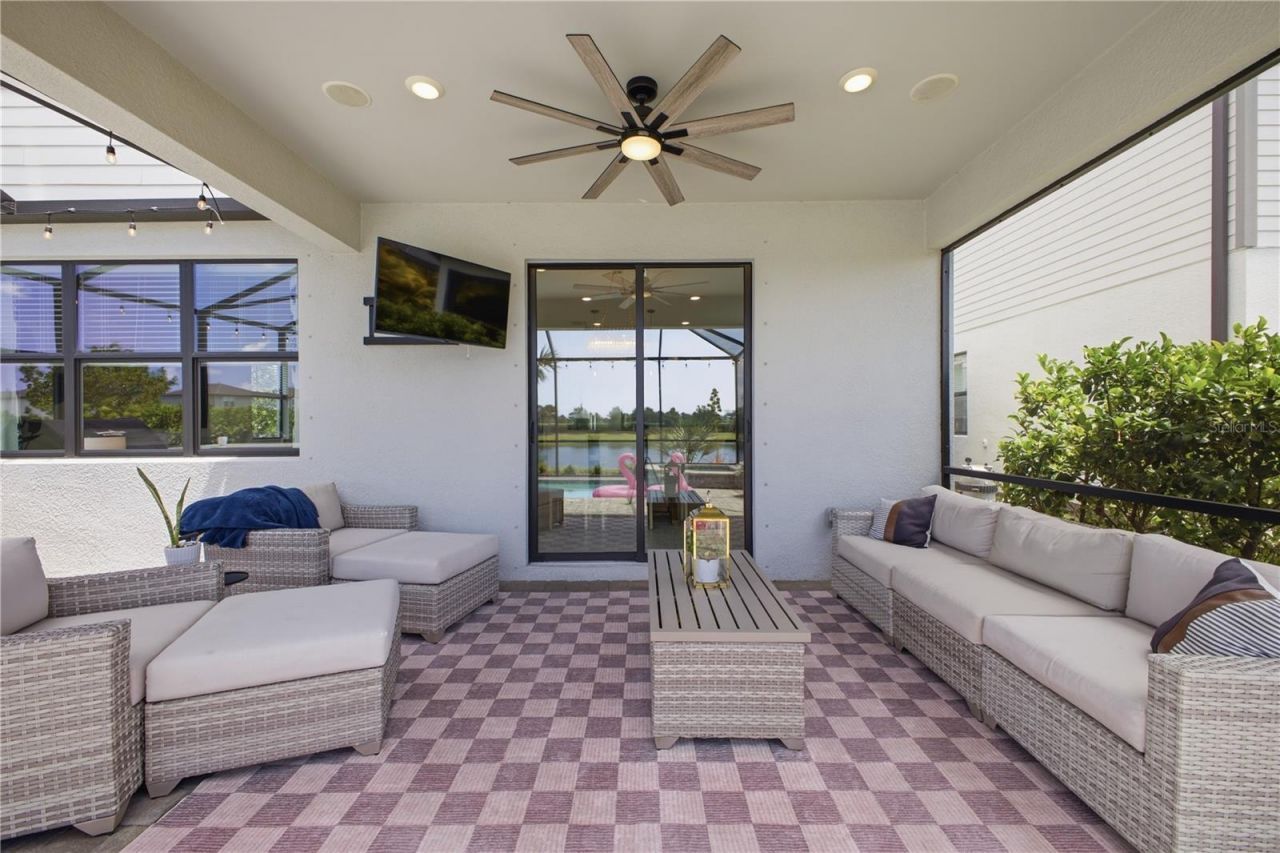 16306 Pine Mist Drive, Bradenton, FL 34211 Photo