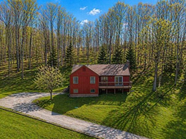 15 Black Lead Mine Lane, Walpole, NH 03608