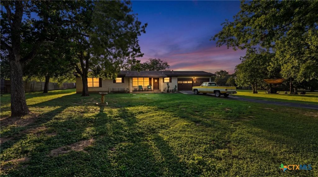 236 Shady Lane, Seguin, TX 78155 Main Photo