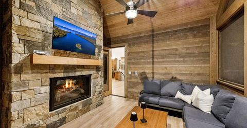 195 Cartwright Court, Carson City, NV 89705 Photo
