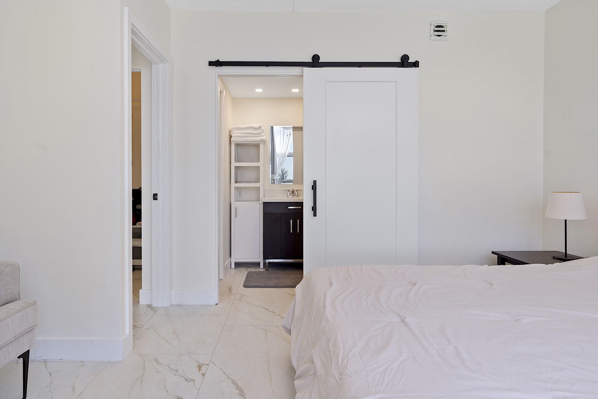 1200 N Fort Lauderdale Beach Boulevard, Unit 204, Fort Lauderdale, FL 33304 Photo