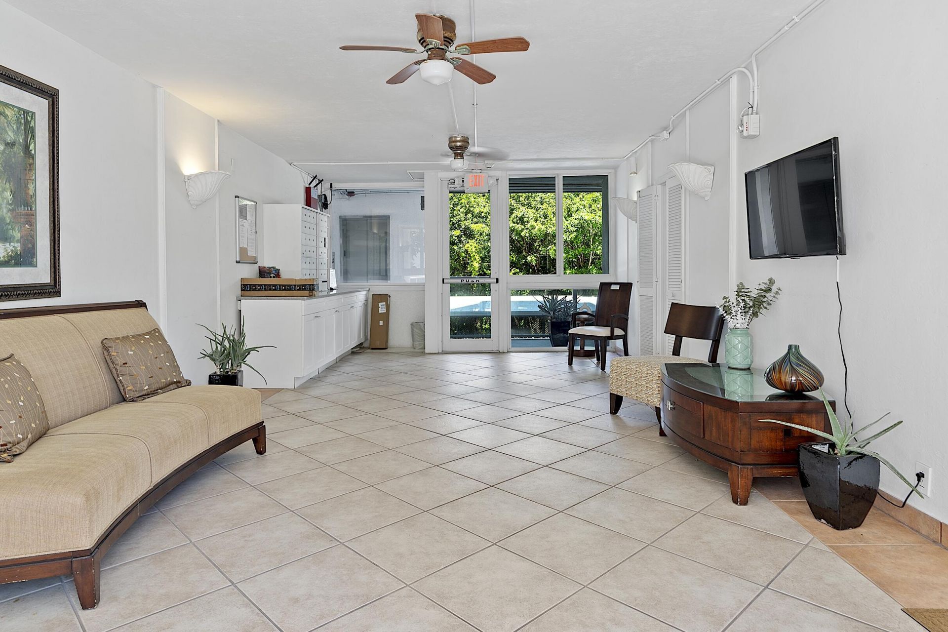 1200 N Fort Lauderdale Beach Boulevard, Unit 204, Fort Lauderdale, FL 33304 Photo