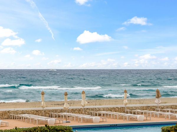 2295 S Ocean Boulevard, Unit 302, Palm Beach, FL 33480