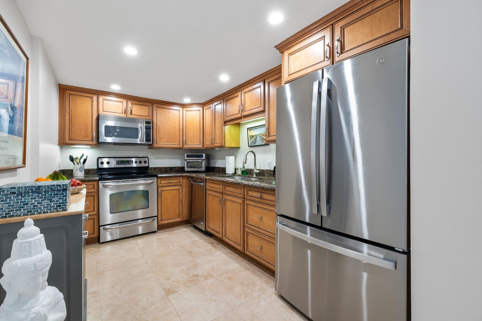2295 S Ocean Boulevard, Unit 302, Palm Beach, FL 33480 Photo