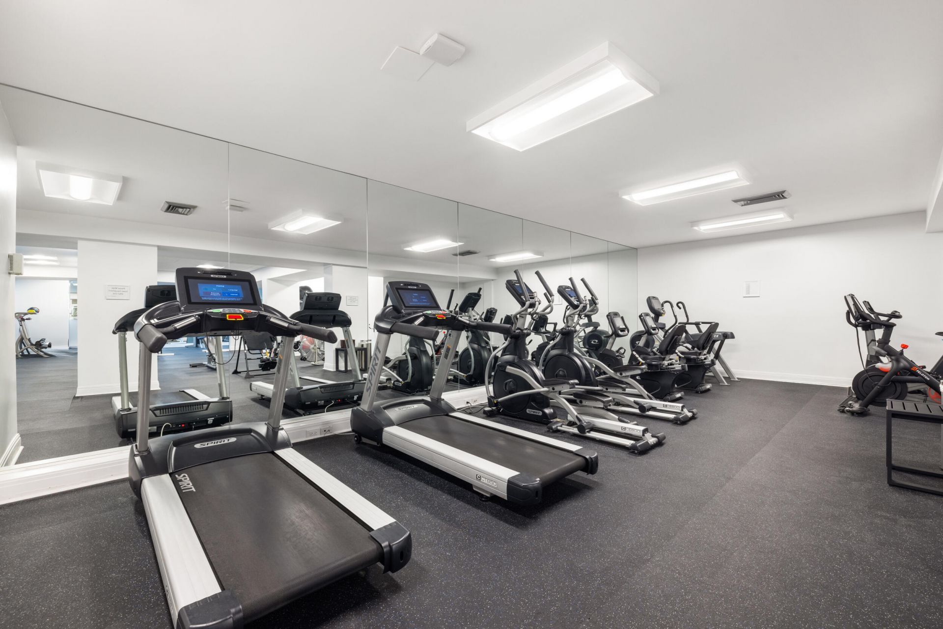 2295 S Ocean Boulevard, Unit 302, Palm Beach, FL 33480 Photo