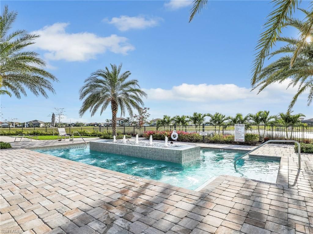 18412 Ridgeline Dr, Estero, FL 33928 Photo