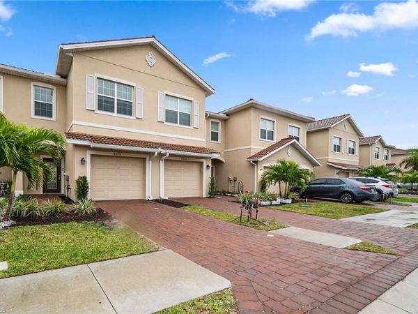 2878 Blossom WAY , NAPLES, FL 34120