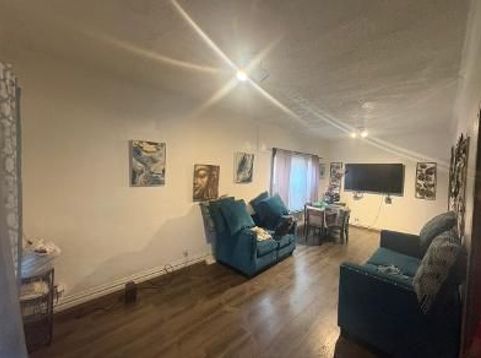 Main Photo