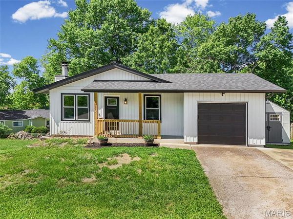 250 Valley View Ridge Drive , Valley Park, MO 63088