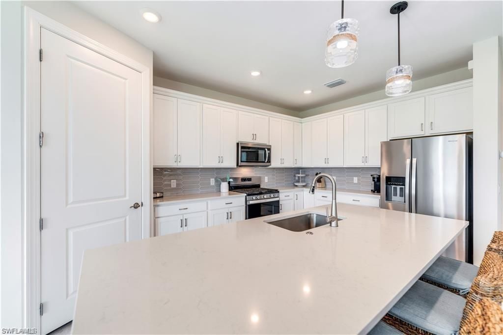 20024 Hartford Blvd , Estero, FL 33928 Photo