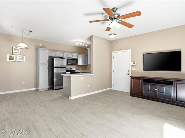 2291 W Horizon Ridge Parkway, Unit 13175, Henderson, NV 89052