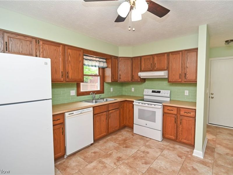 5618 London Drive, Austintown, OH 44515 Photo 15
