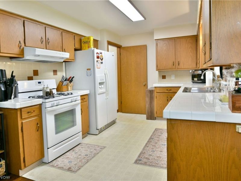 499 W Harvey Street, Struthers, OH 44471 Photo 7