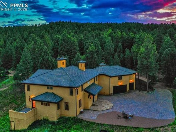 419 Lucky Lady Drive, Woodland Park, CO 80863