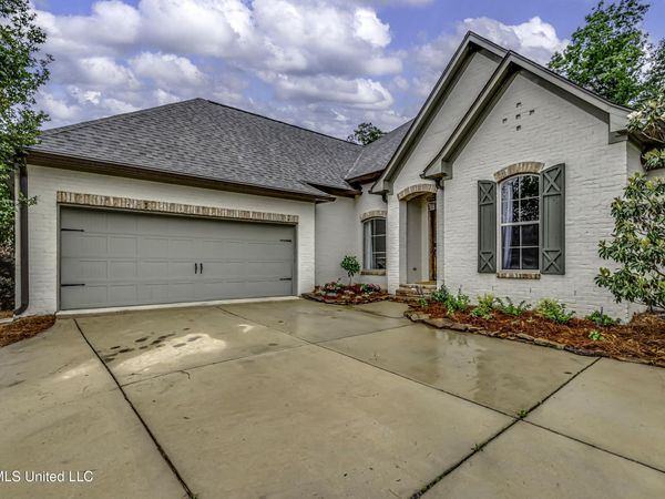 612 Macbeth Street, Brandon, MS 39047