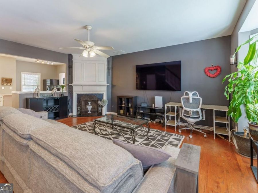 Property Image 6