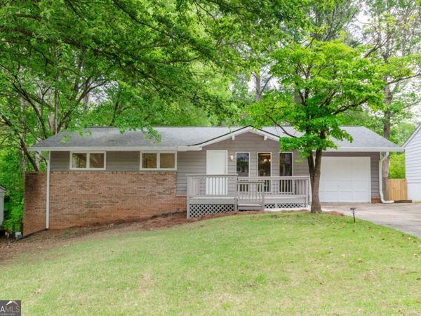2649 Rolling View Drive SE, Smyrna, GA 30080