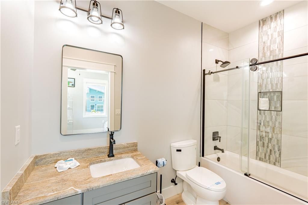 189 Curlew St , Fort Myers Beach, FL 33931 Photo