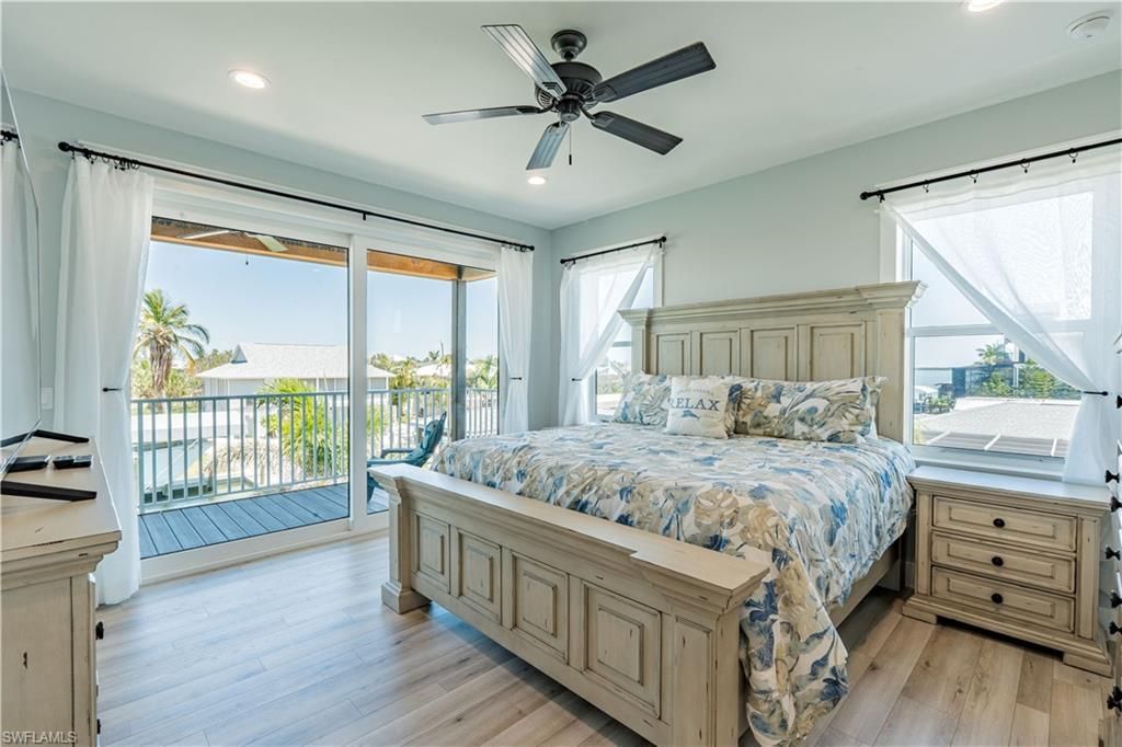 189 Curlew St , Fort Myers Beach, FL 33931 Photo