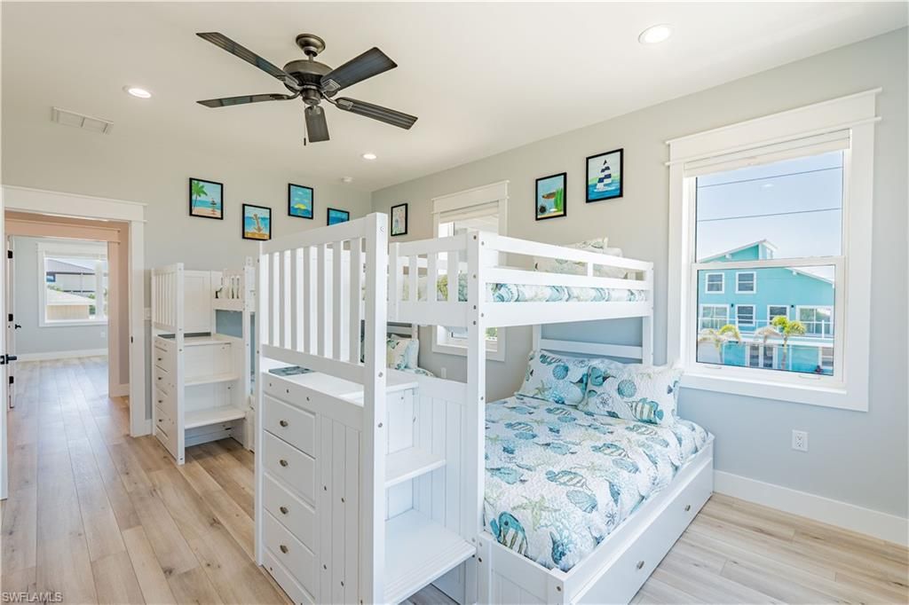 189 Curlew St , Fort Myers Beach, FL 33931 Photo