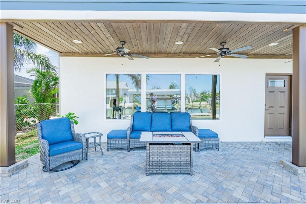 189 Curlew St , Fort Myers Beach, FL 33931 Photo