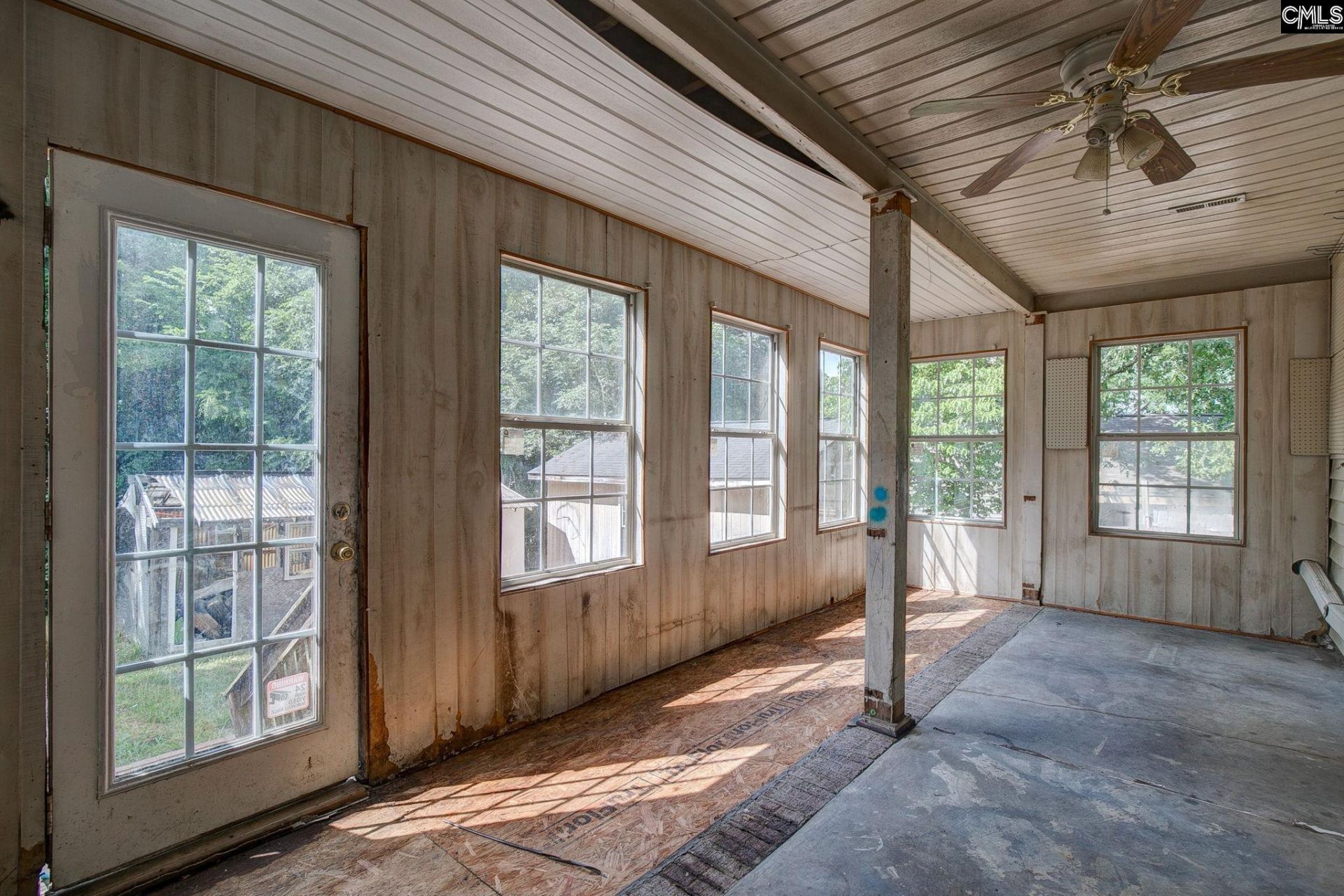 111 Riverwalk Way Photo 20