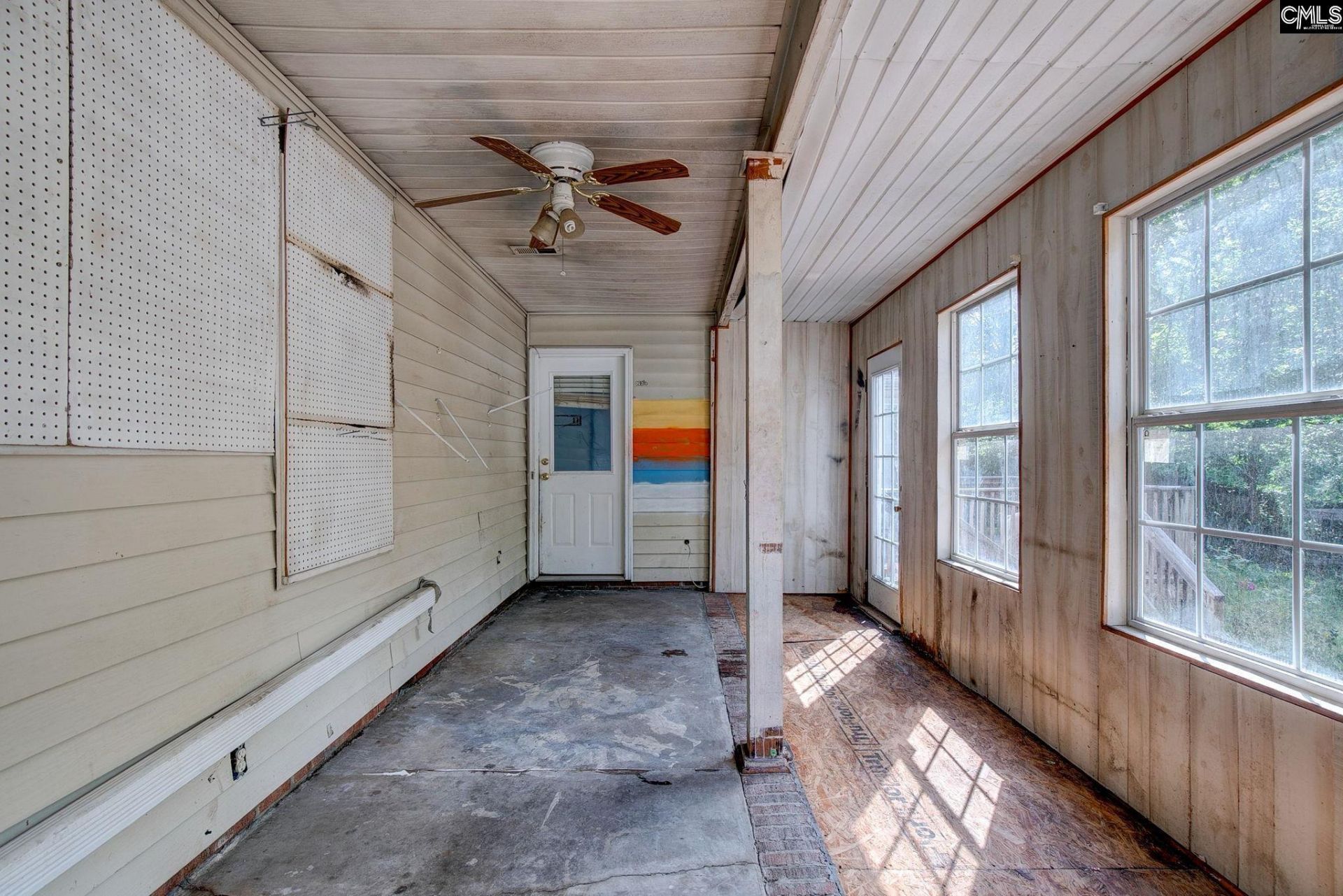111 Riverwalk Way Photo 21