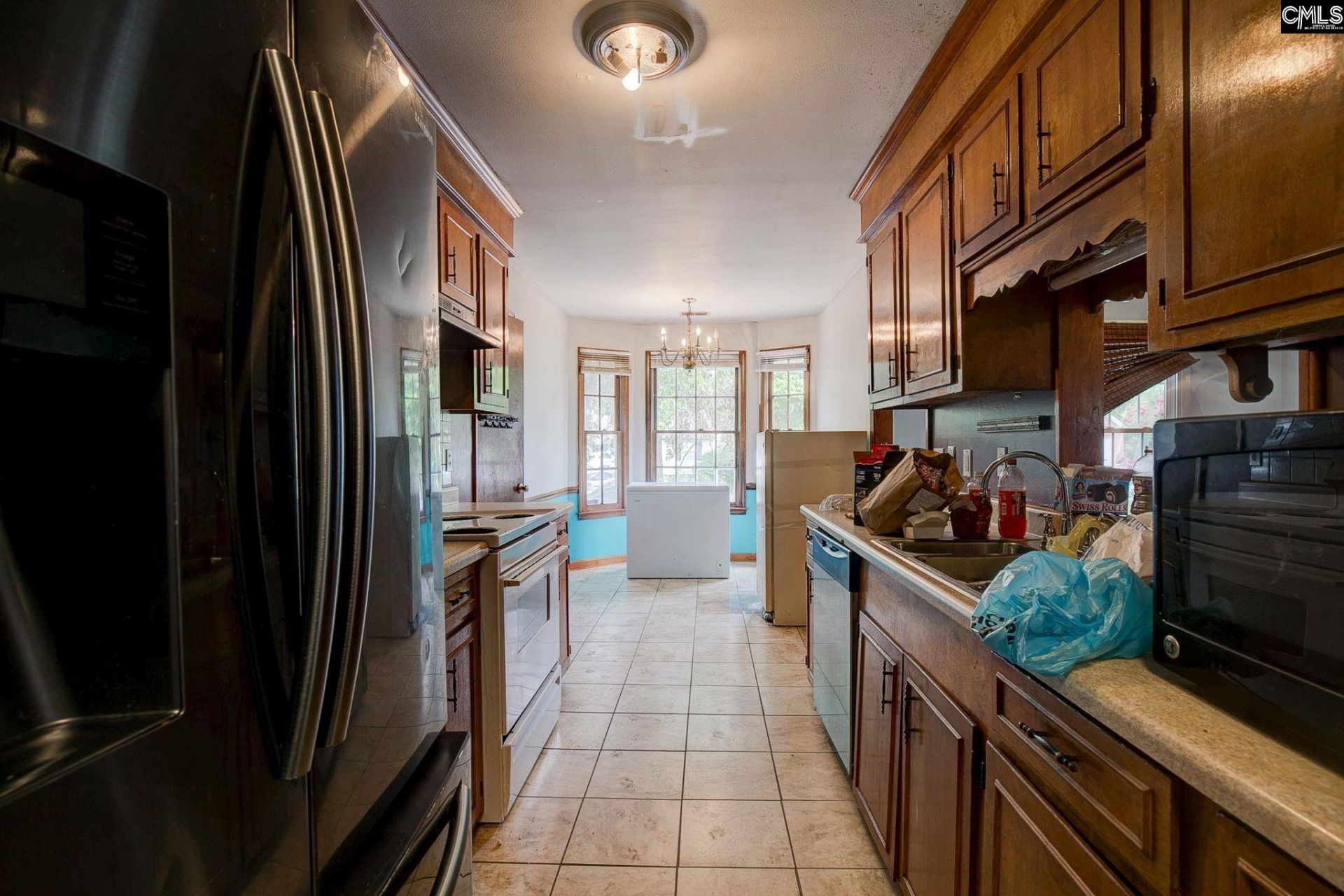 111 Riverwalk Way Photo 8