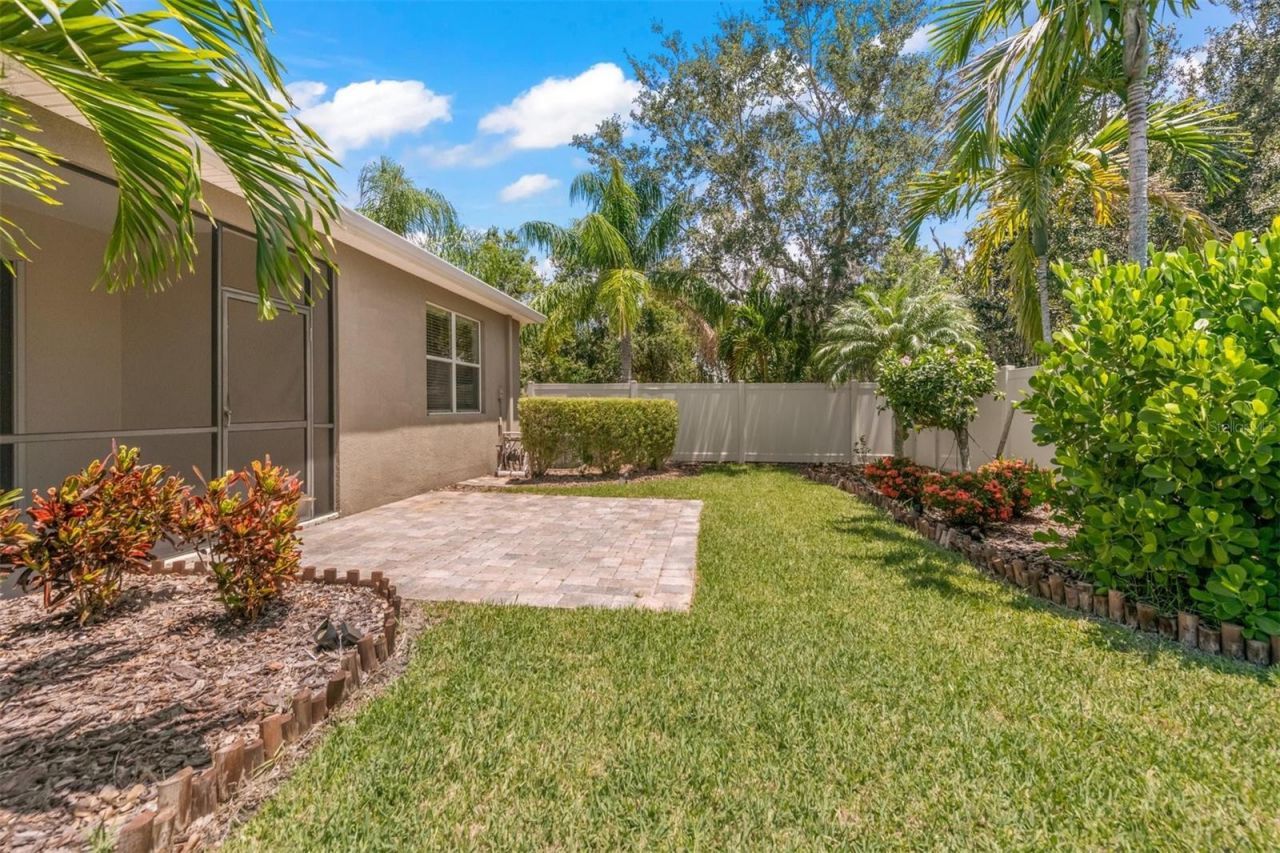 8302 Karpeal Drive, Sarasota, FL 34238 Photo