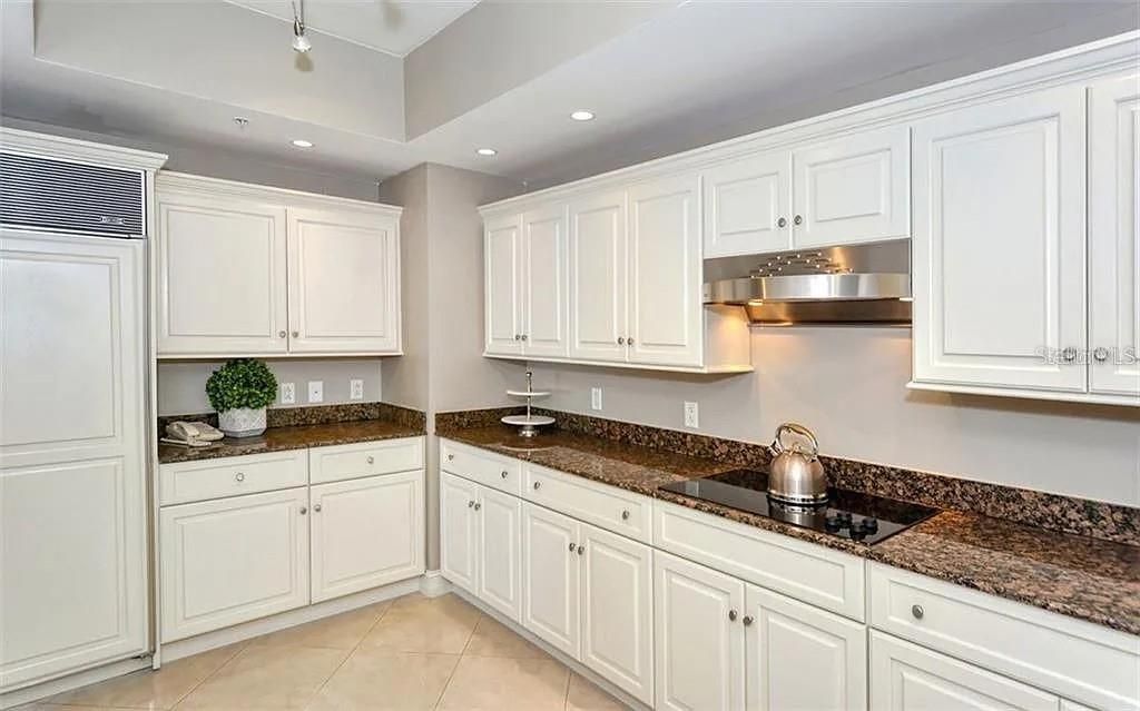1111 Ritz Carlton Drive, Unit 1004, Sarasota, FL 34236 Photo