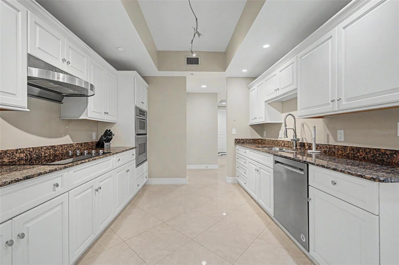 1111 Ritz Carlton Drive, Unit 1004, Sarasota, FL 34236 Photo