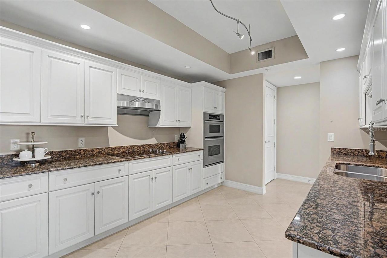 1111 Ritz Carlton Drive, Unit 1004, Sarasota, FL 34236 Photo