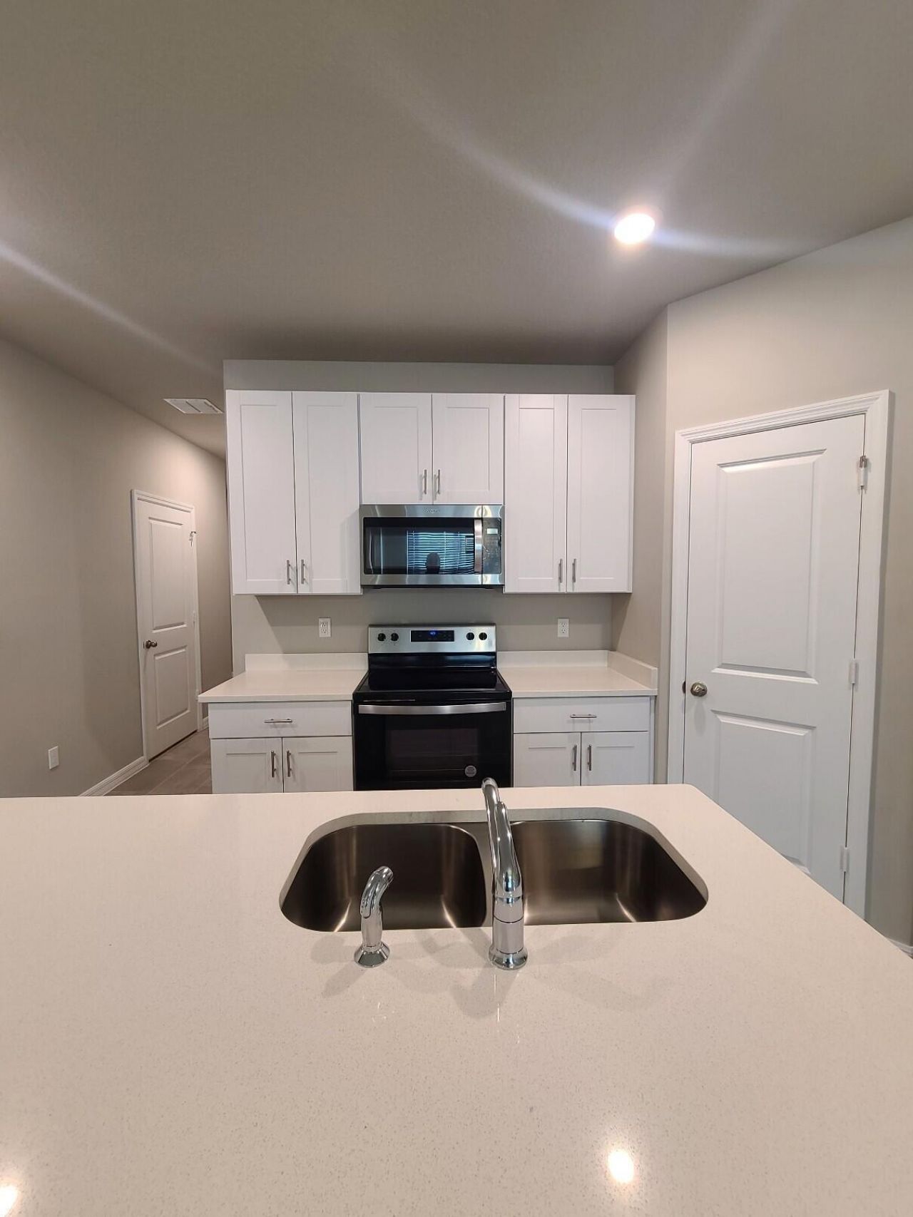 3566 San Bernardino Way, Palm Springs, FL 33461 Photo