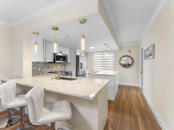 1019 Guildford B, Boca Raton, FL 33434