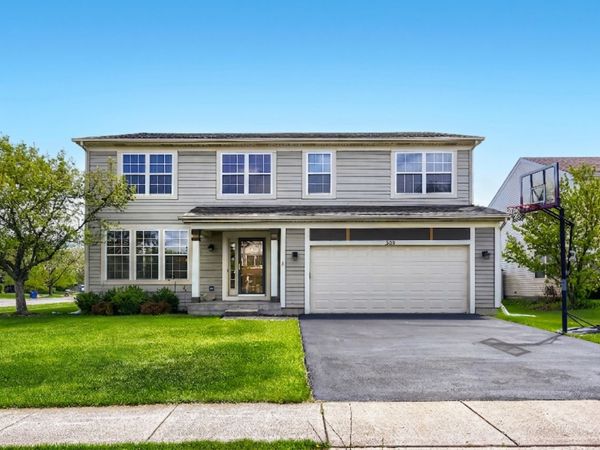 555 N Haverhill Lane , South Elgin, IL 60177