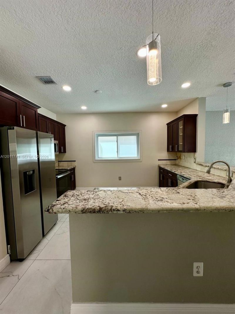 1113 NW 97th Dr, Coral Springs, FL 33071 Photo