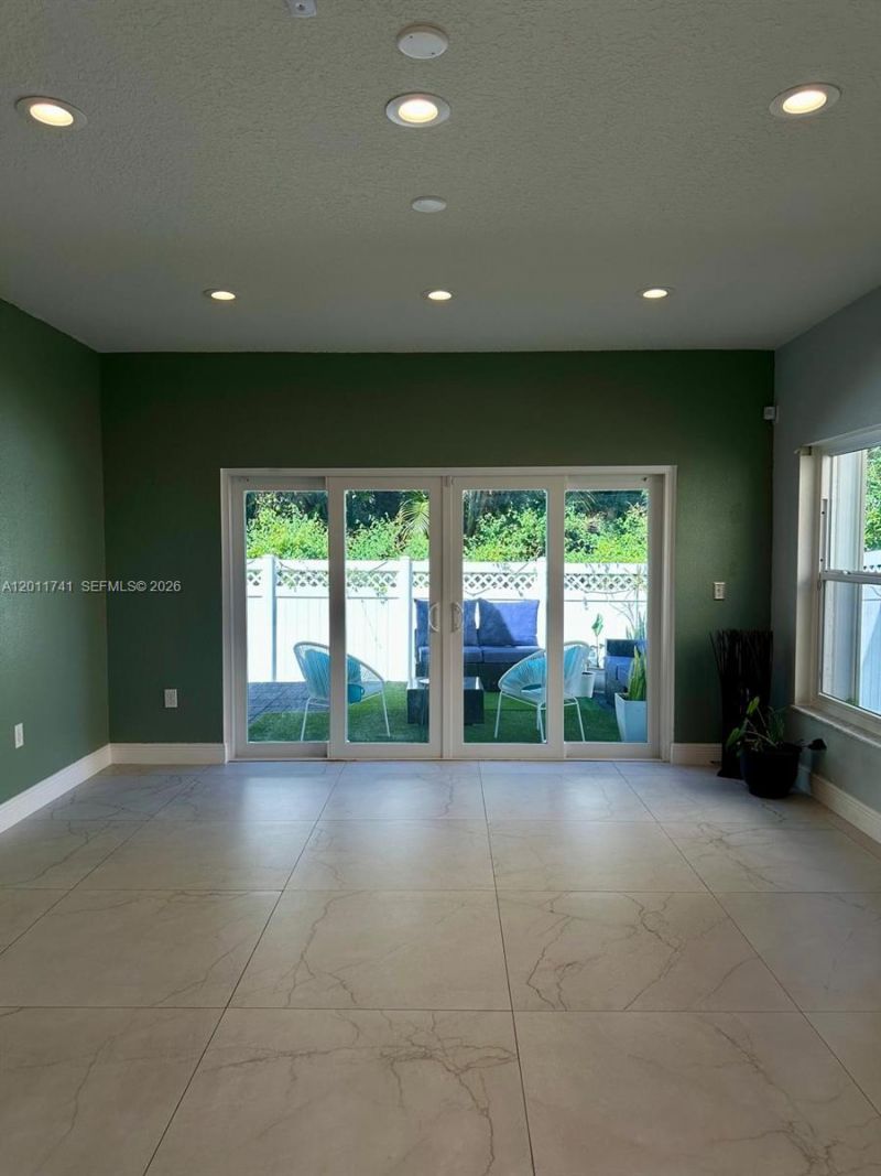 1113 NW 97th Dr, Coral Springs, FL 33071 Photo