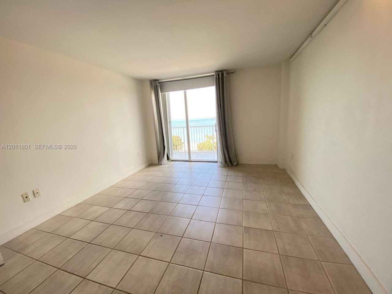 150 SE 25th Rd , Unit 8i, Miami, FL 33129 Photo