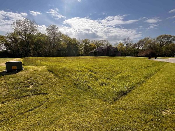 1065 SPODEN Lane, Galesburg, IL 61401