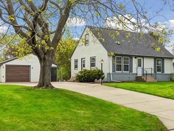2216 Thorndale Avenue, New Brighton, MN 55112